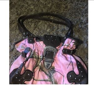 Realtree Pink Camo Purse!